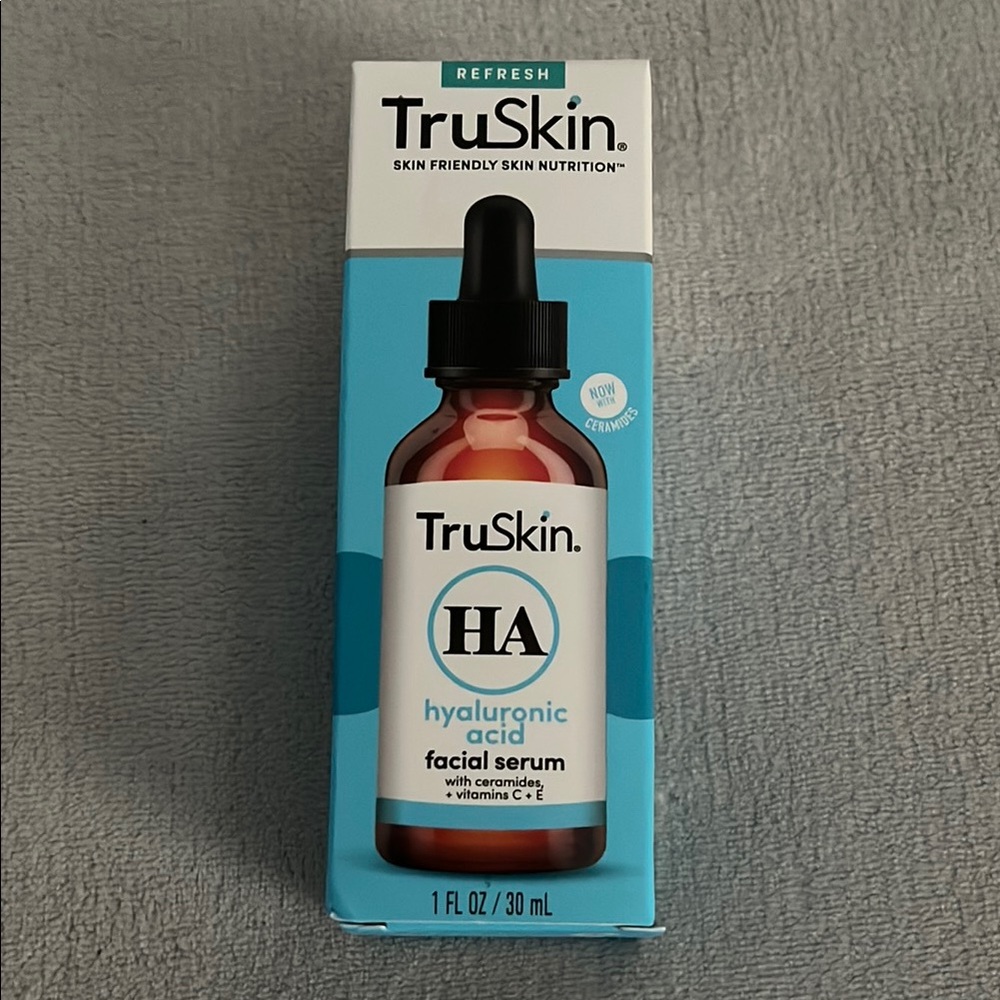 NWT TruSkin Hyaluronic Acid Facial Serum